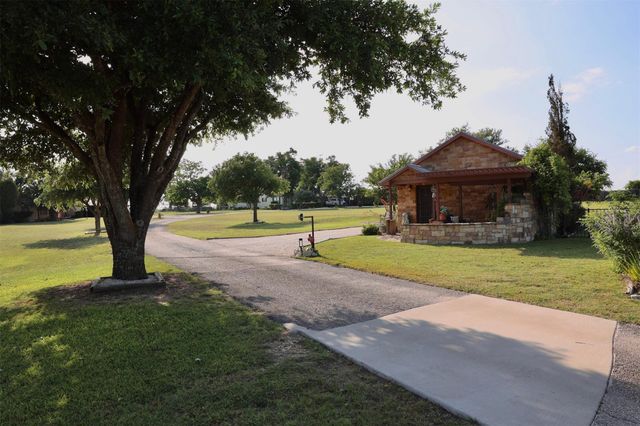 507 N Highway 95 Highway, Granger, TX 76530