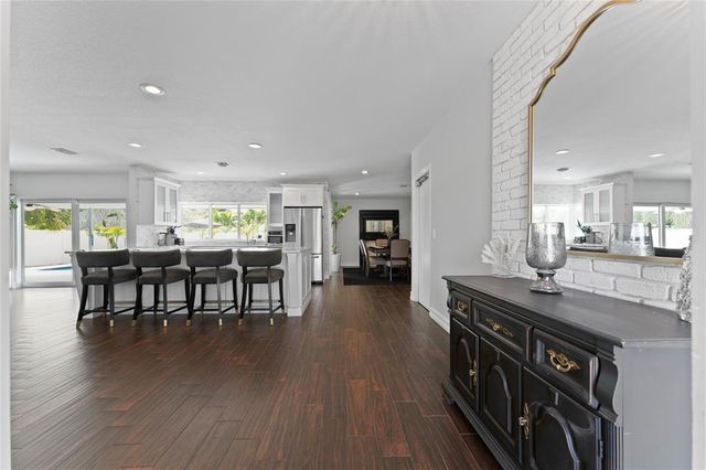 22111 W Serenata Cir Circle W, Boca Raton, FL 33433