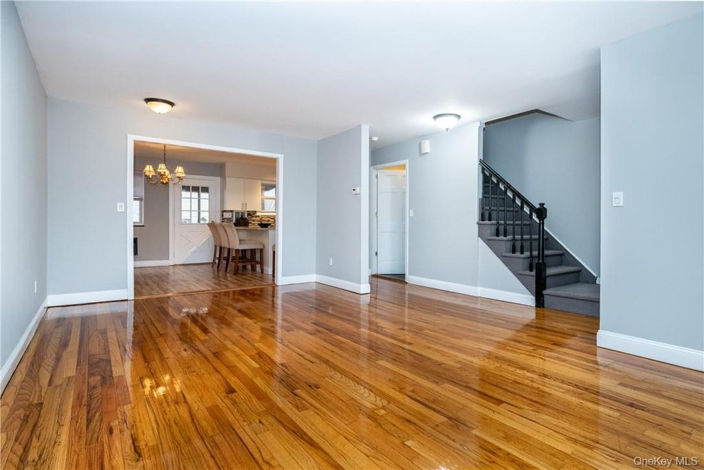 2545 Hollers Avenue, Bronx, NY 10475 — photo 5