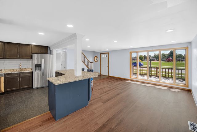 275 Frederick Drive, Chicago Heights, IL 60411