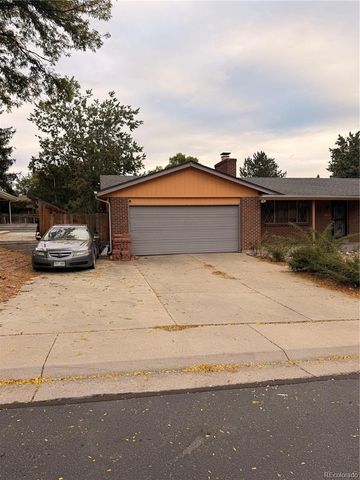 2576 S Flower Street, Lakewood, CO 80227