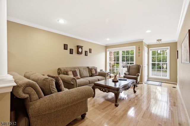 16 Magnolia Way, North Haledon Boro, NJ 07508