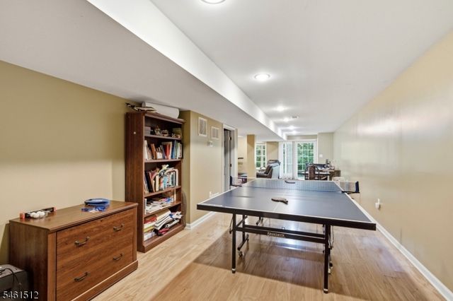 16 Magnolia Way, North Haledon Boro, NJ 07508