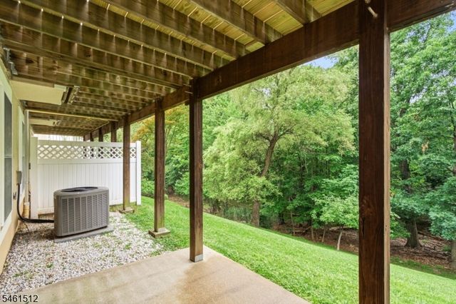 16 Magnolia Way, North Haledon Boro, NJ 07508
