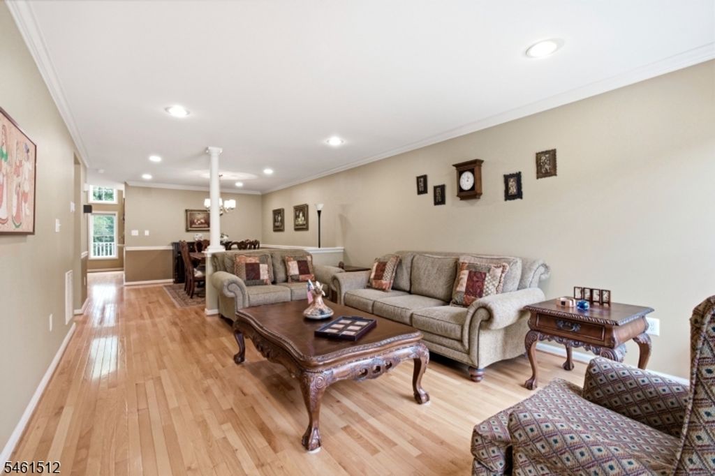 16 Magnolia Way, North Haledon Boro, NJ 07508 — photo 4