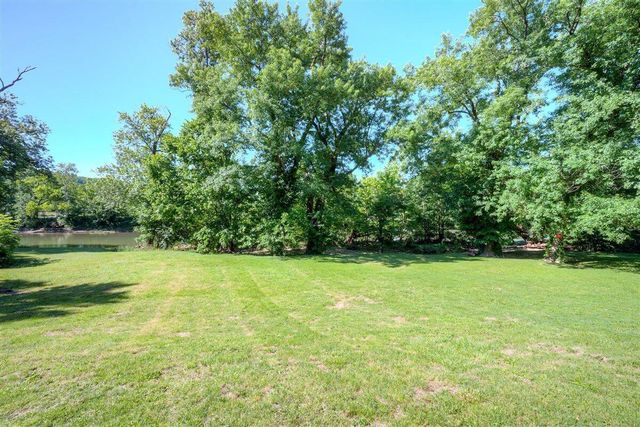 130 Schoolhouse Road, Frankfort, KY 40601