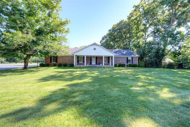 130 Schoolhouse Road, Frankfort, KY 40601