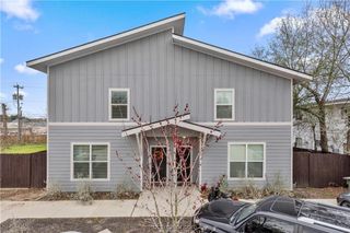 1014 Foster A, College Station, TX 77840