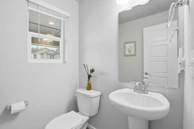 1115 E Paske Rd, Colbert, WA 99005