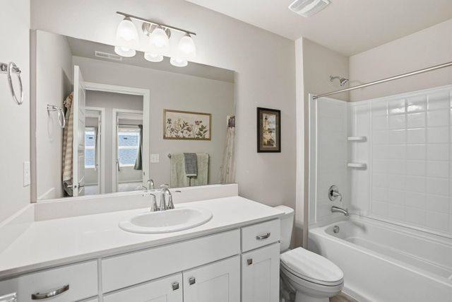 1115 E Paske Rd, Colbert, WA 99005