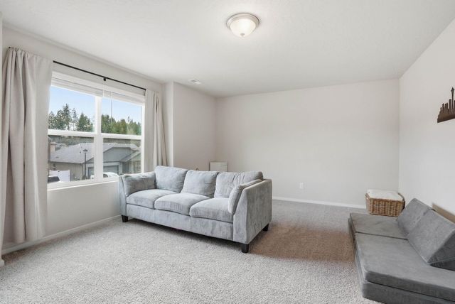 1115 E Paske Rd, Colbert, WA 99005