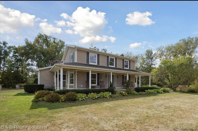 8560 Hough Road, Almont, MI 48003