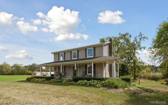 8560 Hough Road, Almont, MI 48003