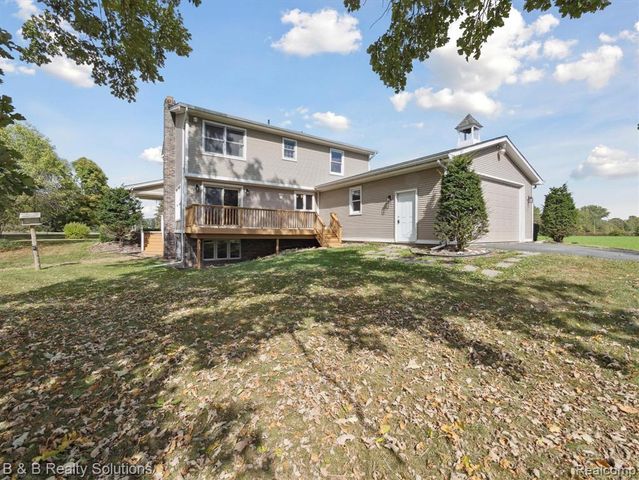 8560 Hough Road, Almont, MI 48003