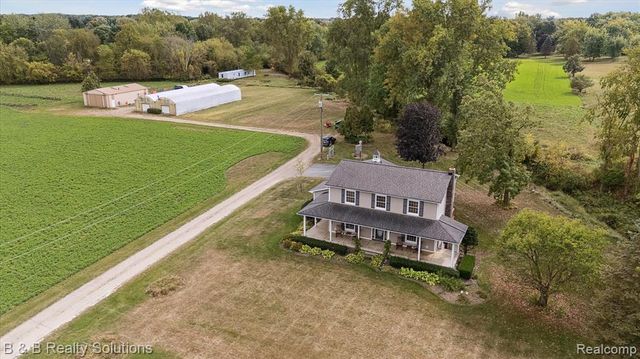 8560 Hough Road, Almont, MI 48003