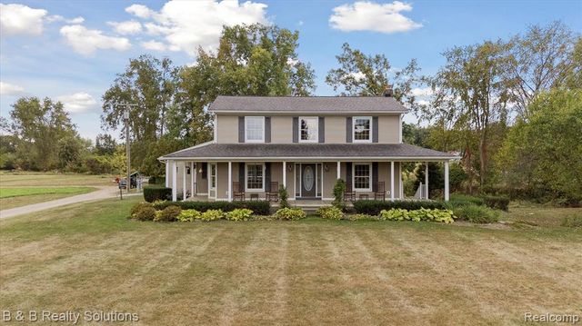8560 Hough Road, Almont, MI 48003