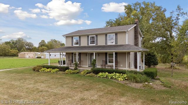 8560 Hough Road, Almont, MI 48003