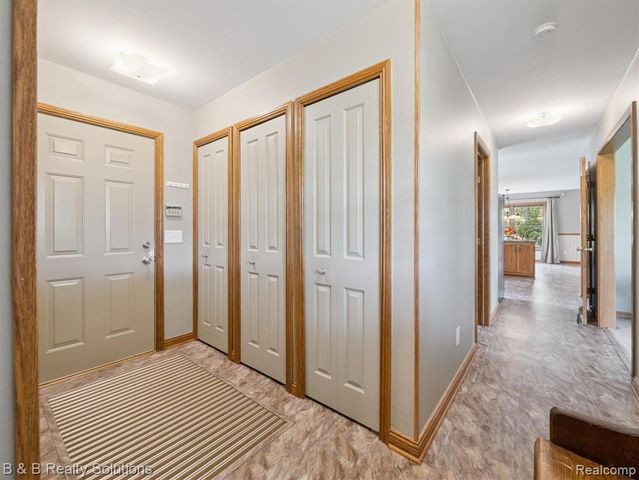 8560 Hough Road, Almont, MI 48003