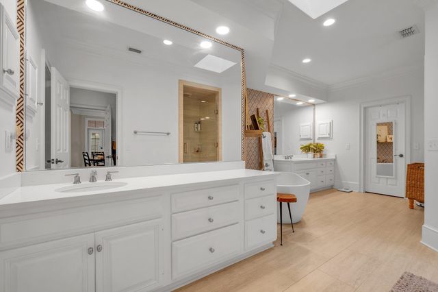 8555 Congressional Drive, Tallahassee, FL 32312