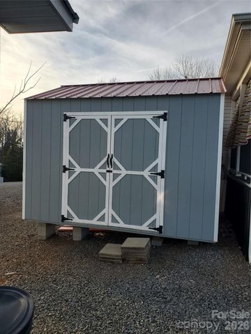 101 N Cardinal Drive, New London, NC 28127