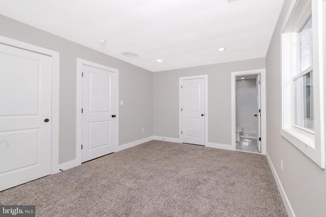 15 OAK LEAF DR, Little Egg Harbor Twp, NJ 08087