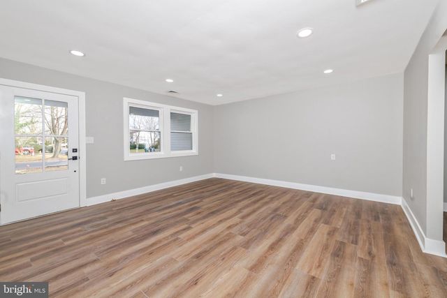 15 OAK LEAF DR, Little Egg Harbor Twp, NJ 08087