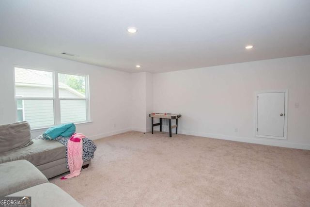 54 Airmont Drive, Sharpsburg, GA 30277