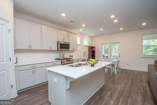54 Airmont Drive, Sharpsburg, GA 30277