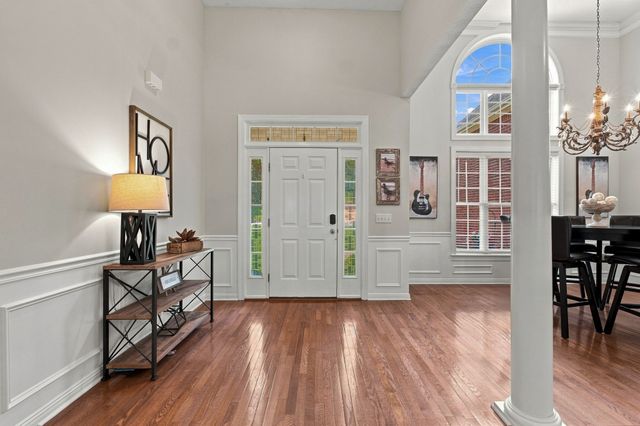 130 Cedar Ridge Ln, Hendersonville, TN 37075