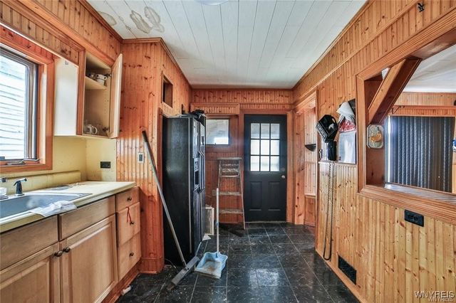 52 Wade Avenue, Buffalo, NY 14214