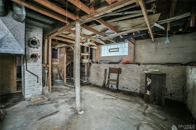 52 Wade Avenue, Buffalo, NY 14214