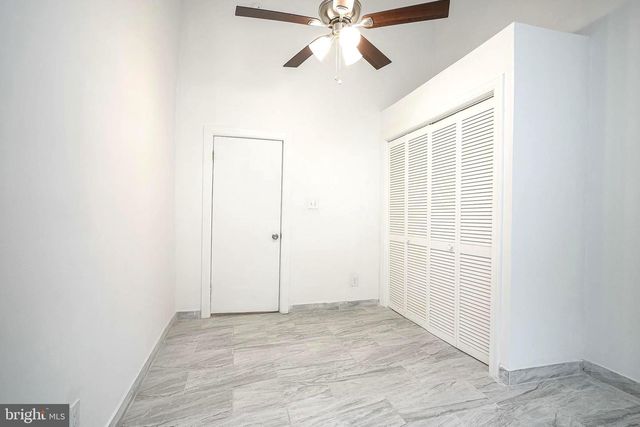 1404 8TH AVE, Williamstown, NJ 08094