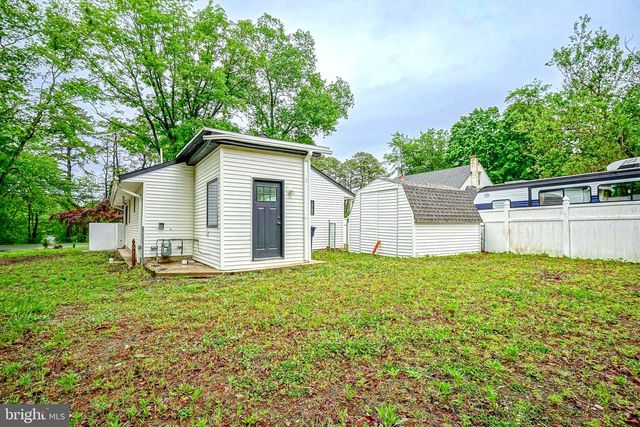 1404 8TH AVE, Williamstown, NJ 08094