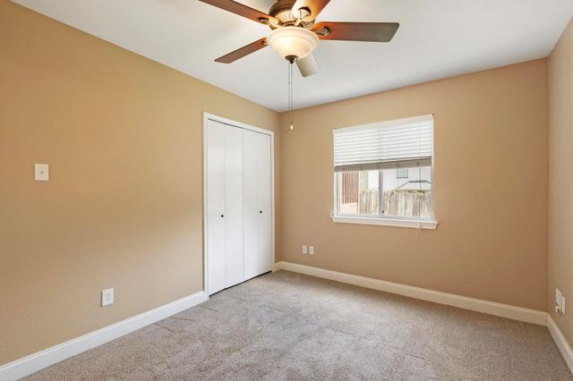 1806 Rosenborough LN N, Round Rock, TX 78665