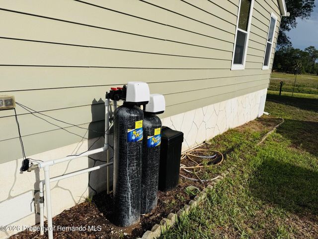 10378 Tooke Lake Boulevard, Weeki Wachee, FL 34613