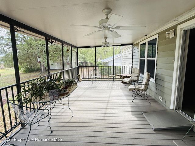 10378 Tooke Lake Boulevard, Weeki Wachee, FL 34613
