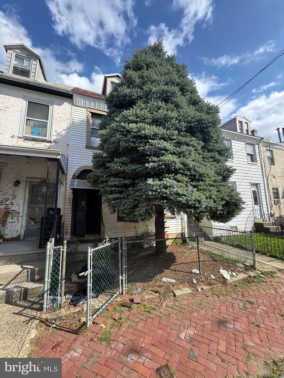 4271 PAUL ST, PHILADELPHIA, PA 19124 — exterior