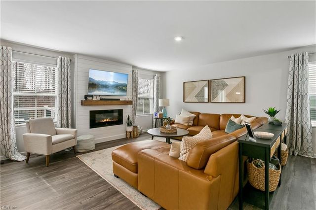 104 Pettigrew CT, Williamsburg, VA 23185