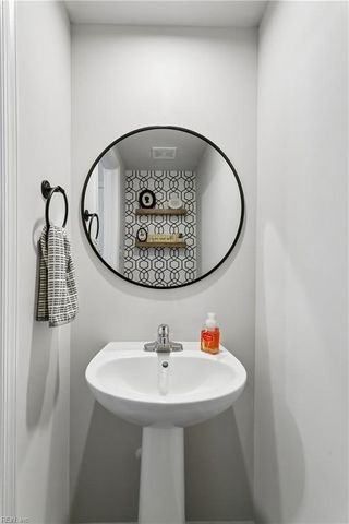 104 Pettigrew CT, Williamsburg, VA 23185