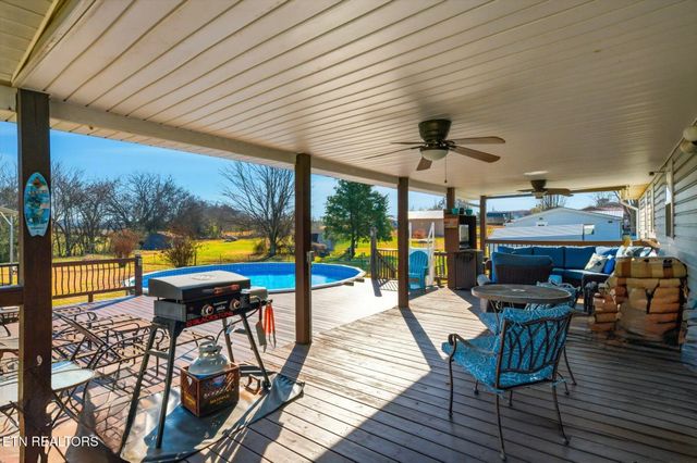 930 Oak Grove Rd, Madisonville, TN 37354