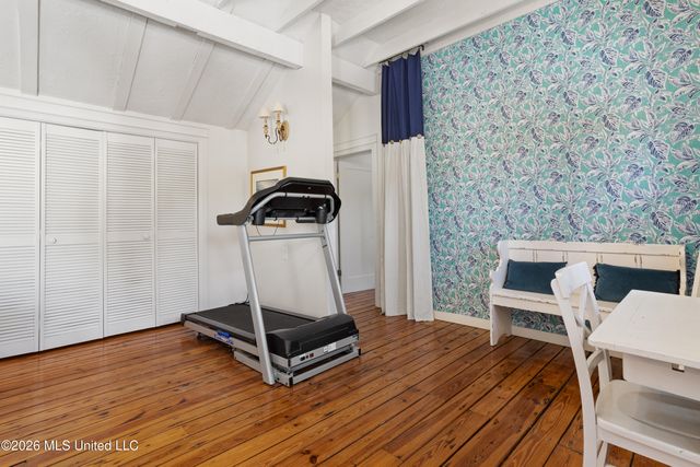 1387 Father Ryan Avenue, Biloxi, MS 39530