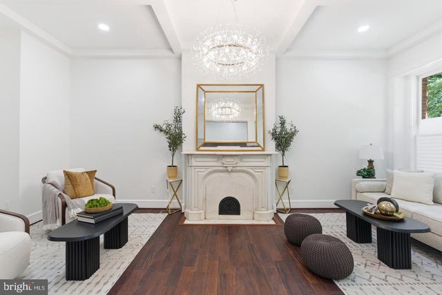 1526 MCCULLOH ST, Baltimore, MD 21217