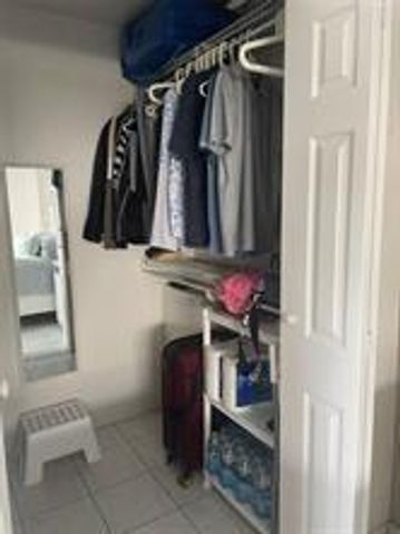 2821 Somerset Dr 217, Lauderdale Lakes, FL 33311