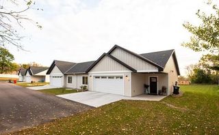 323 1/2 Fairgrounds Road 4, Alexandria, MN 56308