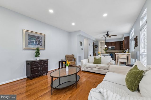 8 WINDING OAK CT, Olney, MD 20832