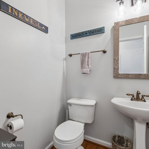 8 WINDING OAK CT, Olney, MD 20832