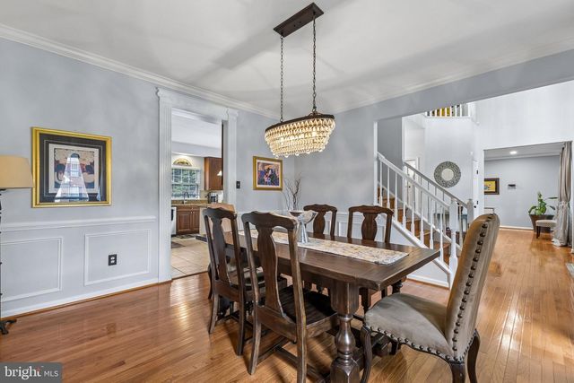 8 WINDING OAK CT, Olney, MD 20832