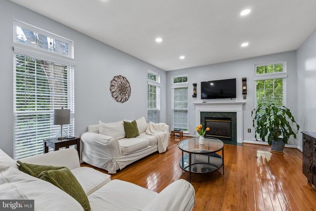 8 WINDING OAK CT, Olney, MD 20832