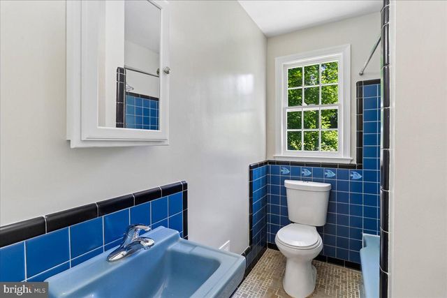 12811 LACY DR, Silver Spring, MD 20904