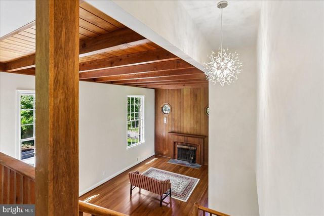 12811 LACY DR, Silver Spring, MD 20904